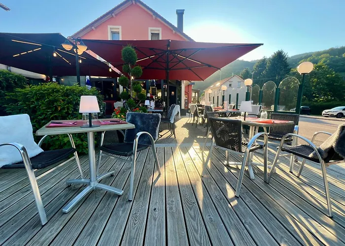 Logis Hotel Les Chatelmines